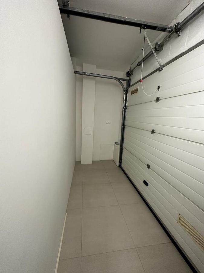 פישטני Apartman Lodenica מראה חיצוני תמונה